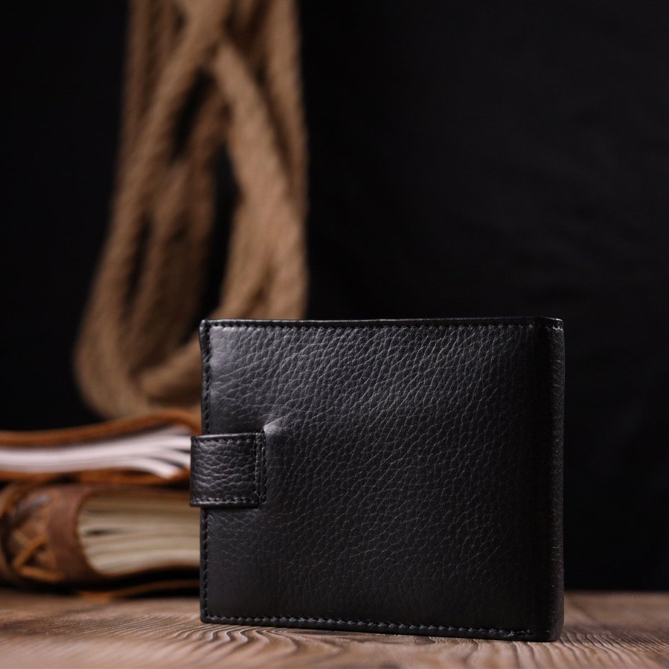 Черное мужское портмоне из натуральной кожи с крупно-выраженой фактурой на кнопке KARYA (2421037)