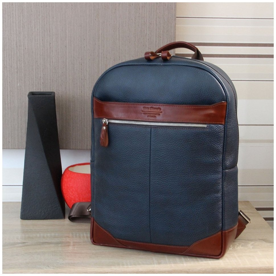 Чоловічий шкіряний рюкзак синього кольору із відсіком під ноутбук Tom Stone 77751