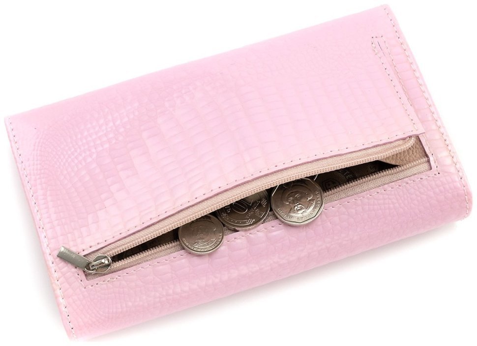 Лакований шкіряний жіночий гаманець Leather Collection 97751 рожевого кольору modnotak фото №4