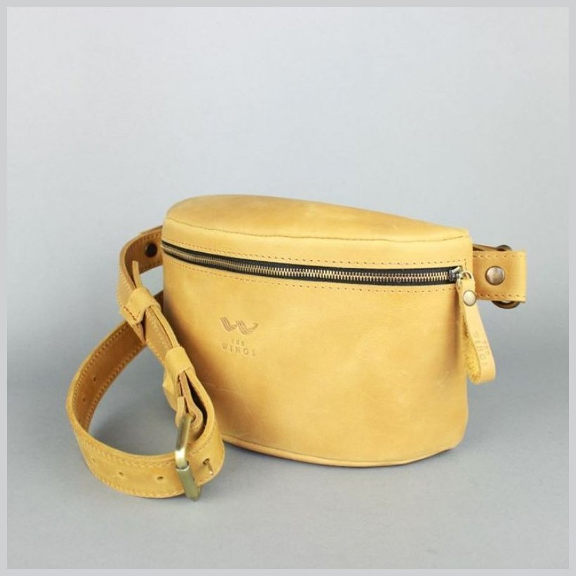 Желтая женская сумка-бананка из кожи крейзи хорс BlankNote 78951