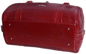 Дорожня сумка из натуральной кожи кроко в цвете бургунди Vip Collection 102352