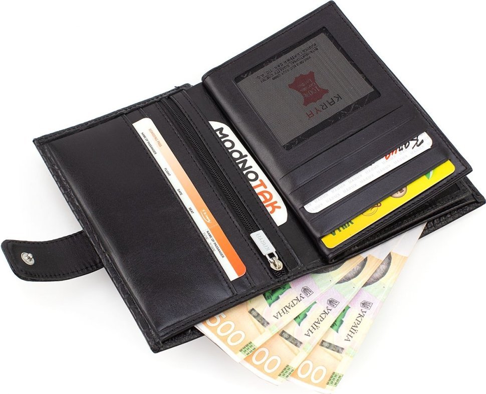 Чоловіче портмоне з відділенням для паспорта чорного кольору KARYA (0405-53)