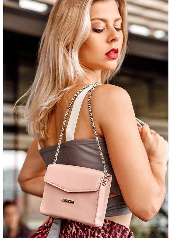 Невелика рожева сумка з натуральної шкіри з ланцюжком на плече BlankNote Mini (12817)