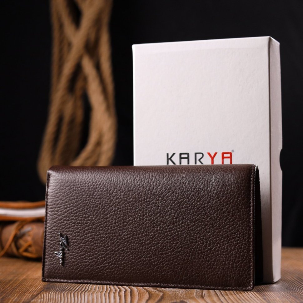 Вертикальний чоловічий гаманець із натуральної шкіри коричневого кольору KARYA (2421138)