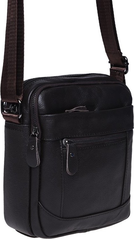 Коричнева чоловіча сумка на плече маленького розміру з натуральної шкіри Borsa Leather (21317)