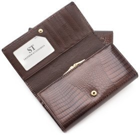Женский лаковый кошелек с золотой фурнитурой ST Leather (16276)
