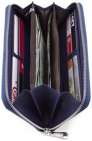 Кожаный женский кошелек на молнии с ремешком на руку ST Leather (16402)