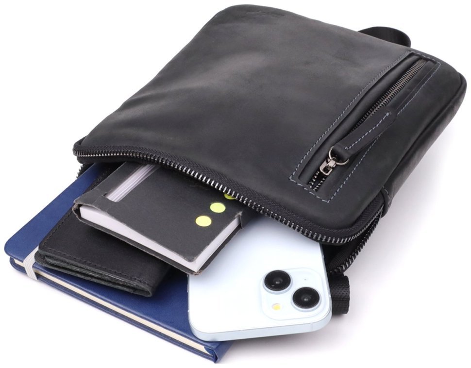 Мужская сумка планшет из винтажной кожи через плечо Shvigel черного цвета 108352 modnotak фото №8