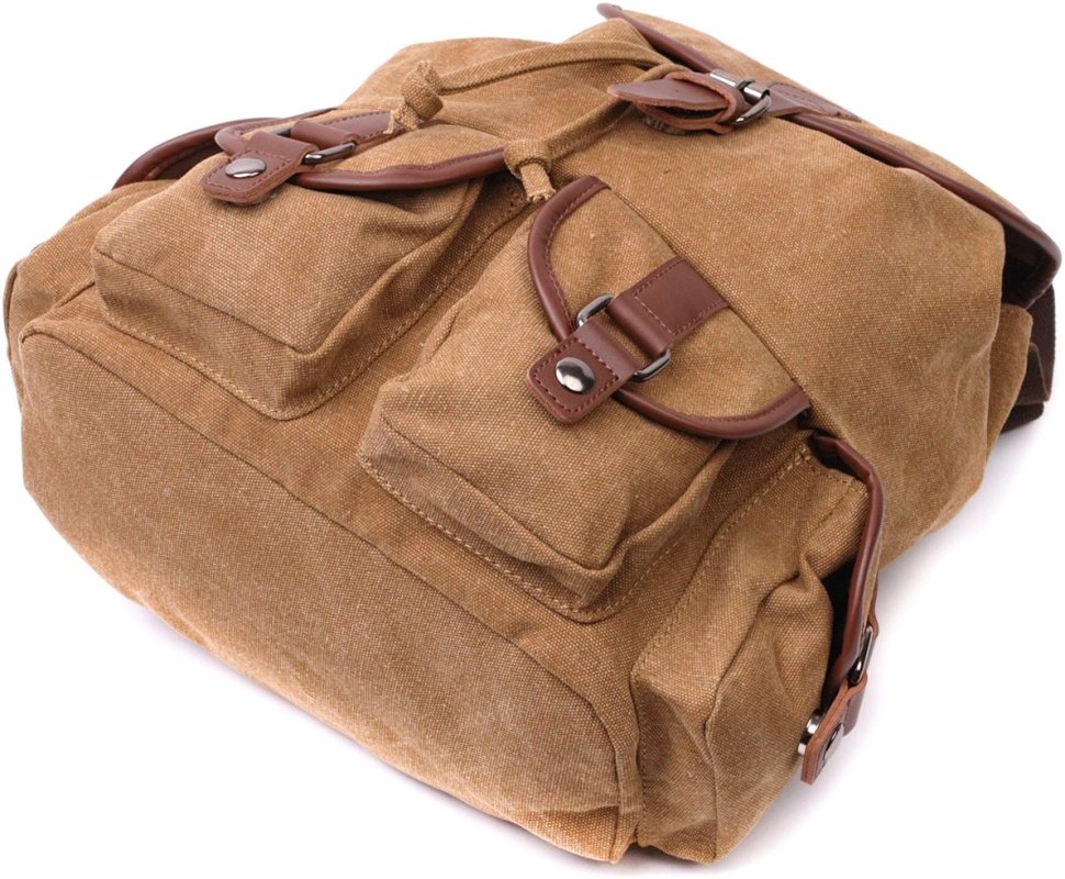 Великий текстильний чоловічий рюкзак коричневого кольору з клапаном на магніті Vintage 2422155