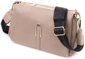 Женская кожаная сумка с металлическим декором Vintage 22609 Бежевая