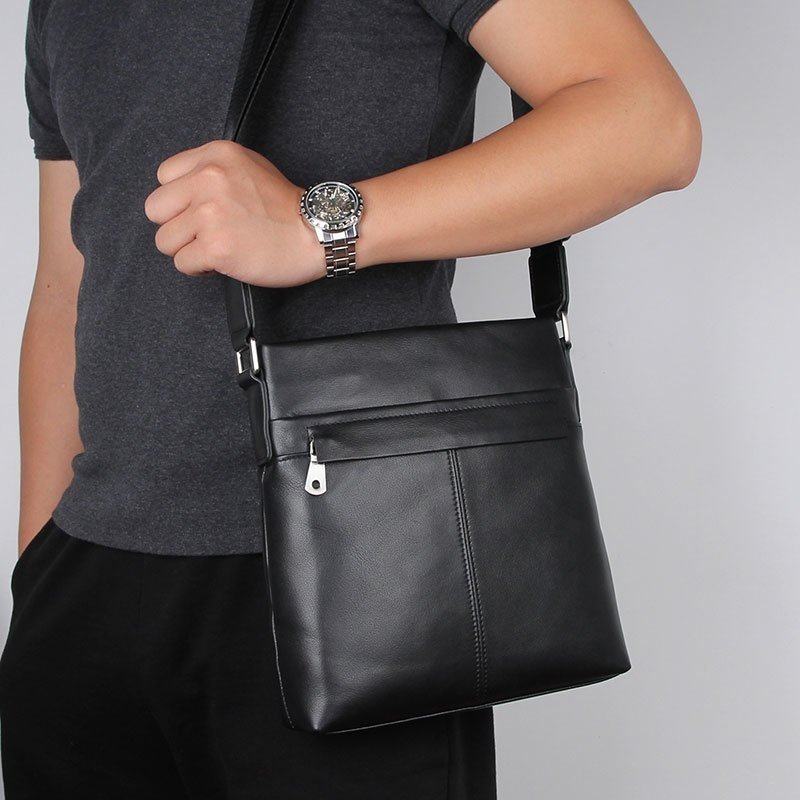 Елегантна сумка планшет в гладку шкіру чорного кольору VINTAGE STYLE (14981)