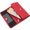 Класичний великий жіночий гаманець червоного кольору з фактурної шкіри KARYA (55953) - 6