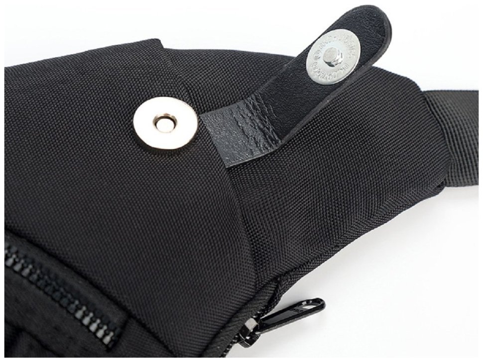 Тонка чоловіча сумка-слінг із текстилю чорного кольору Confident 77453