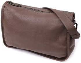 Небольшая женская сумка из кожи через плечо Vintage 98153 коричневого цвета