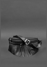 Кожаная женская сумка на пояс черного цвета с бахромой BlankNote Spirit 78553