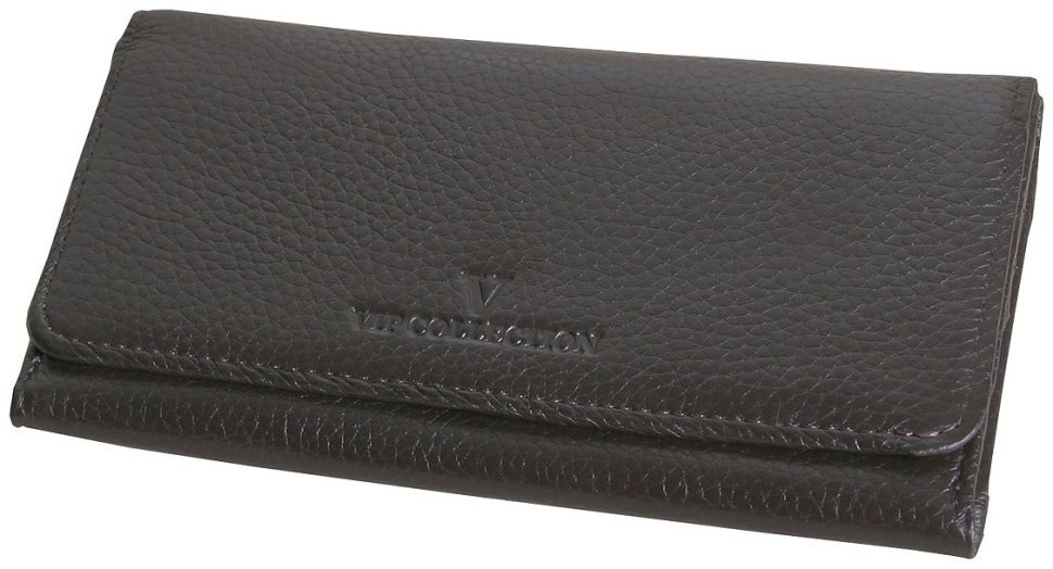 Повседневный женский кошелек из фактурной кожи на кнопке Vip Collection 102354 коричневого цвета modnotak фото №1