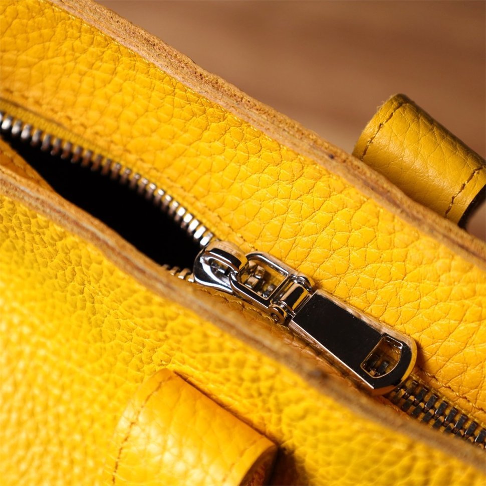 Яркий вместительный женский шоппер из натуральной кожи Shvigel жёлтого цвета 96954 modnotak фото №8