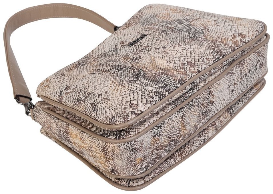 Женская сумка из натуральной кожи с тиснением под рептилию Desisan 107854 бежевая фото №6 Женская сумка из натуральной кожи с тиснением под рептилию Desisan 107854 бежевая modnotak фото №6