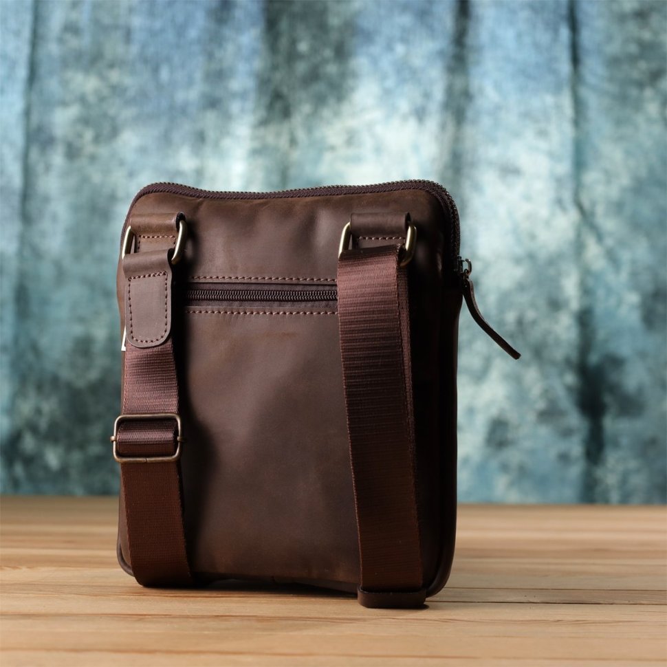 Повседневная мужская сумка из винтажной кожи с 1 основным отделением через плечо Shvigel коричневая 108354 modnotak фото №10