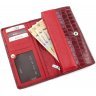 Шкіряний гаманець з натуральної шкіри червоного кольору з тисненням KARYA (12385) - 5