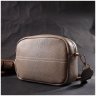 Компактная женская сумка-кроссбоди из натуральной кожи бежевого цвета Vintage 2422318 - 6