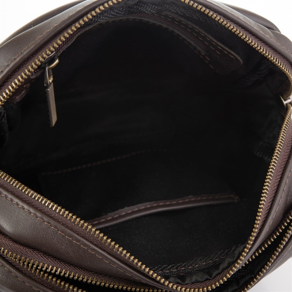Мужская коричневая сумка через плечо среднего размера из натуральной кожи на два отделения TARWA (19779)