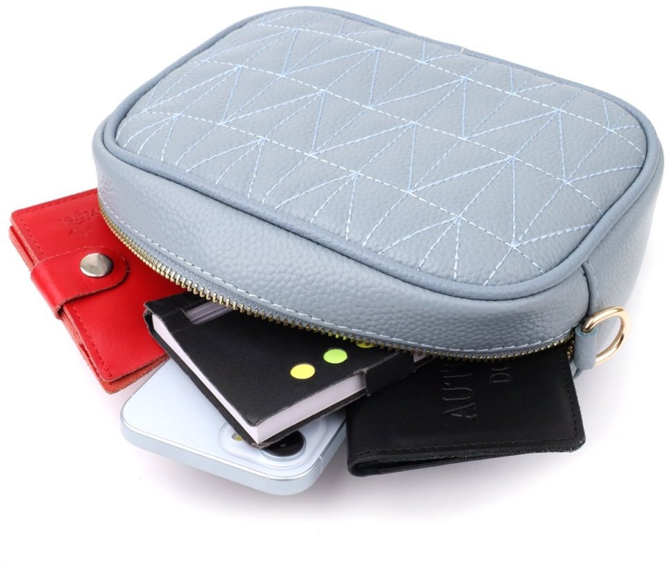 Компактна стьобана жіноча сумка крос боді зі шкіри флотар Vintage 103155 блакитна modnotak фото №9