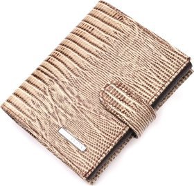 Компактний гаманець бежевий з натуральної шкіри під змію на кнопці KARYA (2421041)