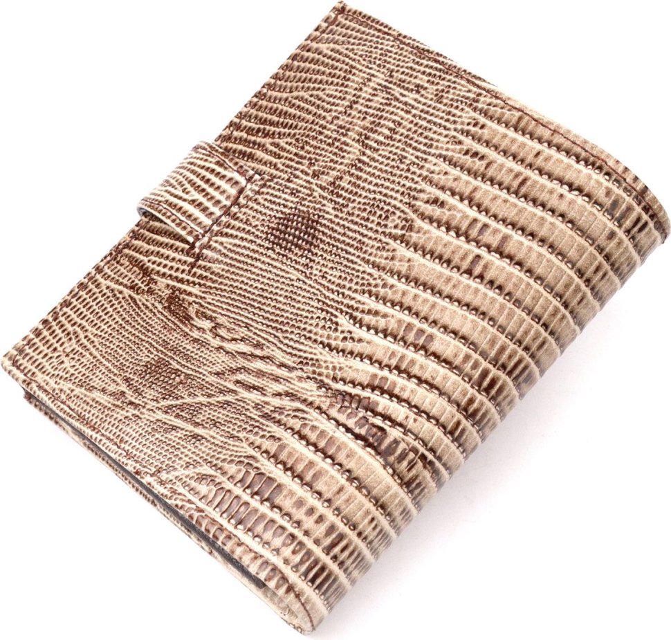 Компактный бежевый кошелек из натуральной кожи под змею на кнопке KARYA (2421041)