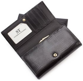 Черный лаковый кошелек с узором под рептилию ST Leather (16279)