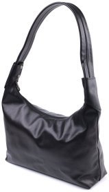 Містка шкіряна жіноча сумка на плече чорного кольору Shvigel 2422828