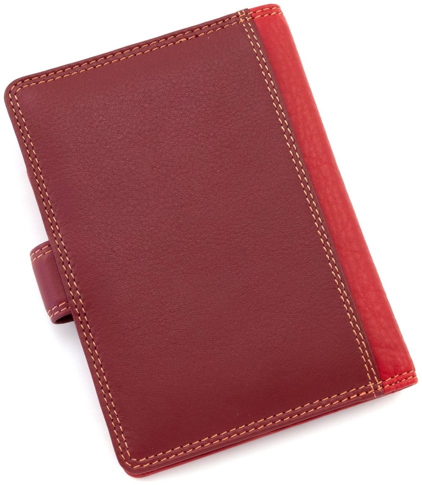 Кожаная обложка для паспорта в красном цвете с хлястиком на кнопке Visconti Sumba 68755
