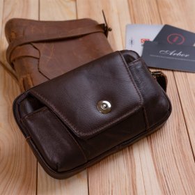 Горизонтальна барсетка з натуральної шкіри на ремінь Vintage 2420354 коричневого кольору