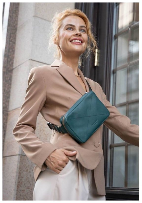 Невелика поясна жіноча сумка-бананка з натуральної шкіри зеленого кольору BlankNote Dropbag Mini 78656
