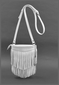 Кожаная женская сумка-кроссбоди белого цвета с бахромой BlankNote Fleco 78856