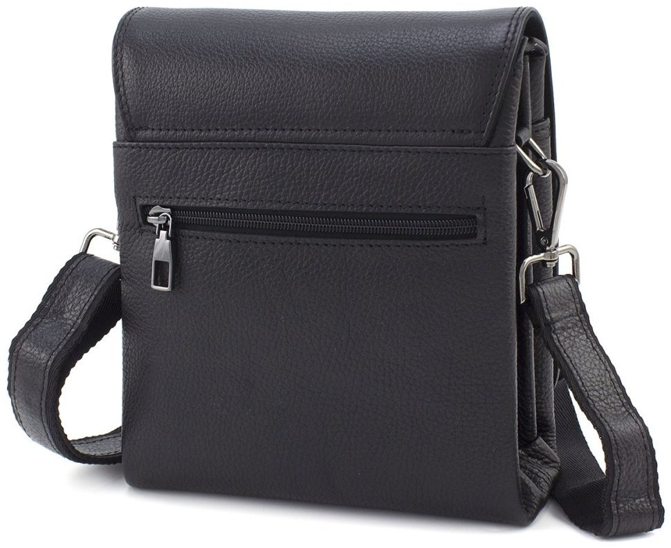 Плечевая мужская сумка небольшого размера из натуральной кожи черного цвета KARYA 69756