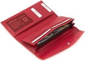 Яскравий жіночий гаманець із лакової шкіри під рептилію KARYA (19569)