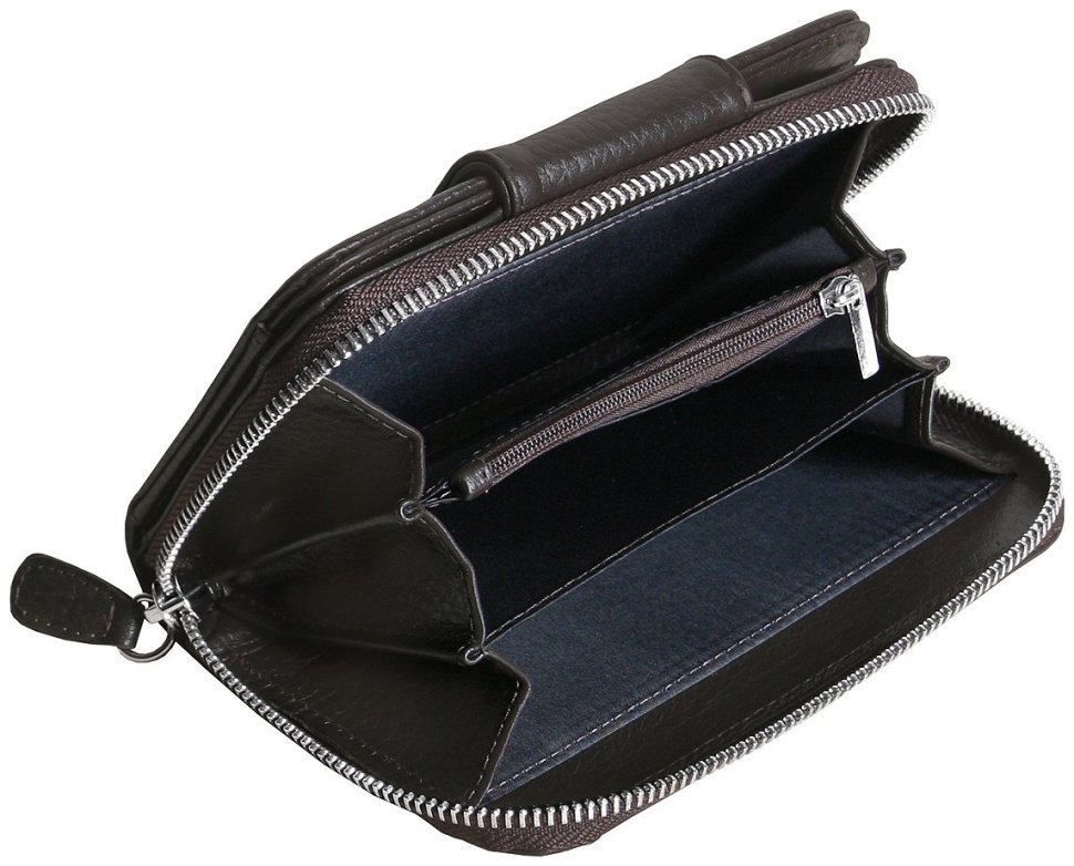 Вместительный кошелек из фактурной кожи с дополнительным блоком на кнопке и с ремешком на запястье Vip Collection 102358 (коричневого цвета) фото №4 Вместительный кошелек из фактурной кожи с дополнительным блоком на кнопке и с ремешком на запястье Vip Collection 102358 (коричневого цвета) modnotak фото №4