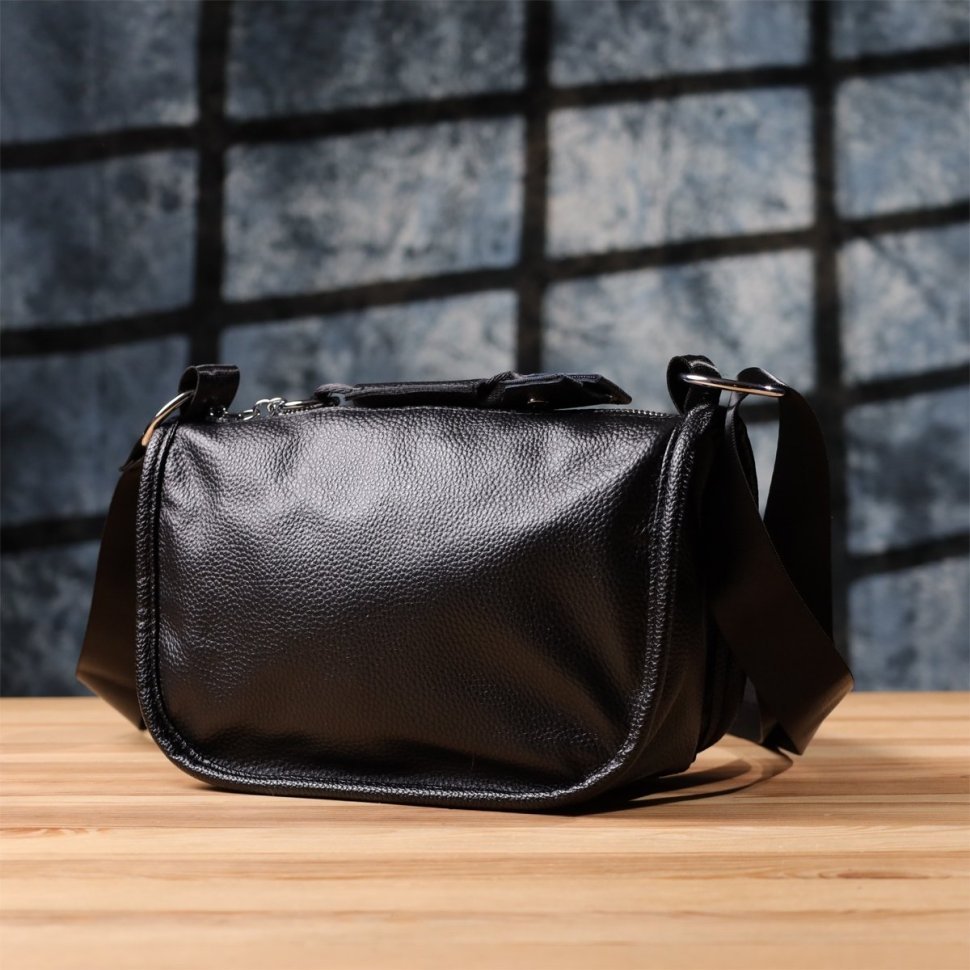 Полукруглая сумка на каждый день для женщин из фактурной кожи через плечо Vintage 103158 черного цвета modnotak фото №8