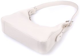 Стильная сумка-багет для женщин из натуральной кожи бежевого цвета Shvigel 2422831
