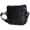 Невелика чоловіча сумка на магніті із фактурної шкіри через плече Vip Collection чорного кольору 102659 фото №3 Невелика чоловіча сумка на магніті із фактурної шкіри через плече Vip Collection чорного кольору 102659 modnotak фото - 3