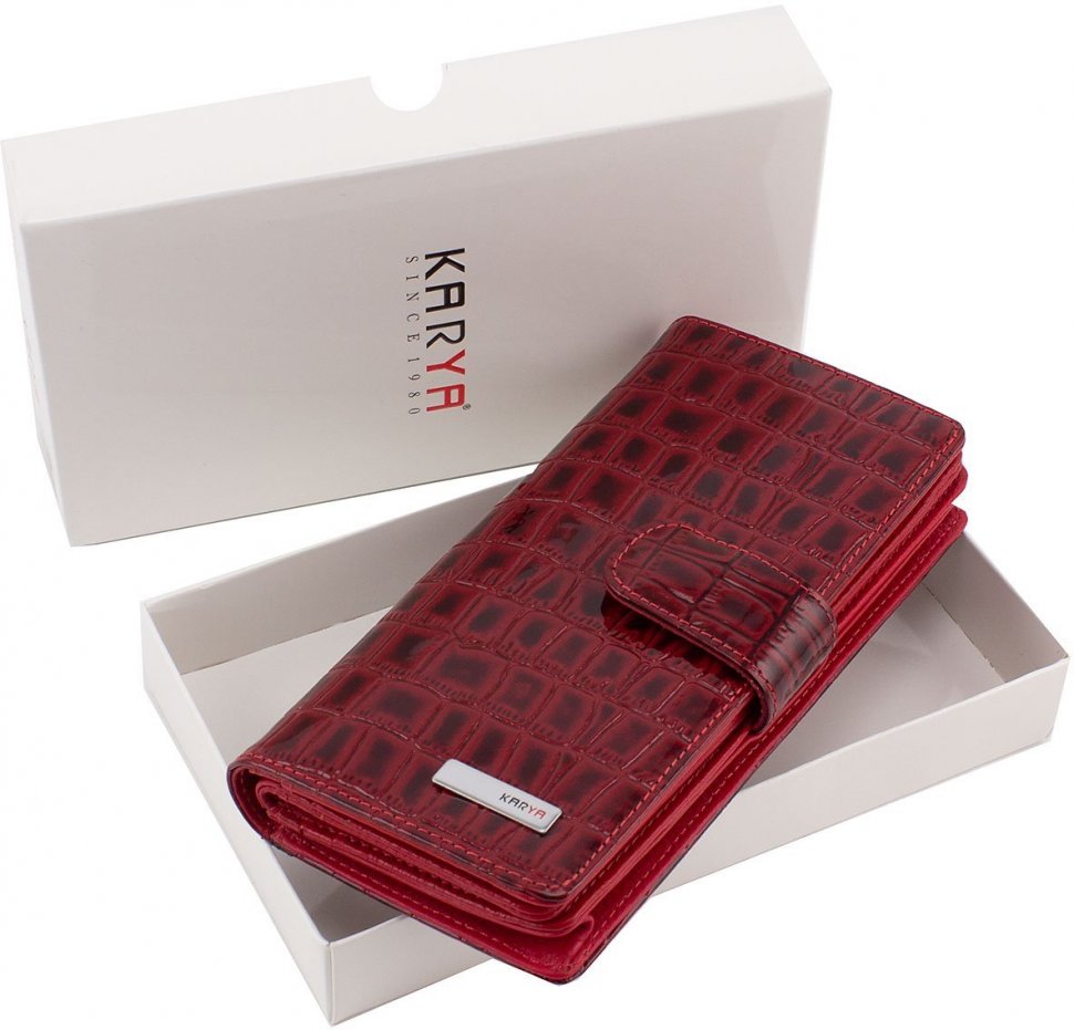 Женский кошелек красного цвета из кожи с тиснением KARYA (1156-08)