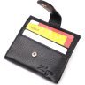 Чорний жіночий гаманець компактного розміру з натуральної шкіри з хлястиком на кнопці KARYA (2420945) - 5
