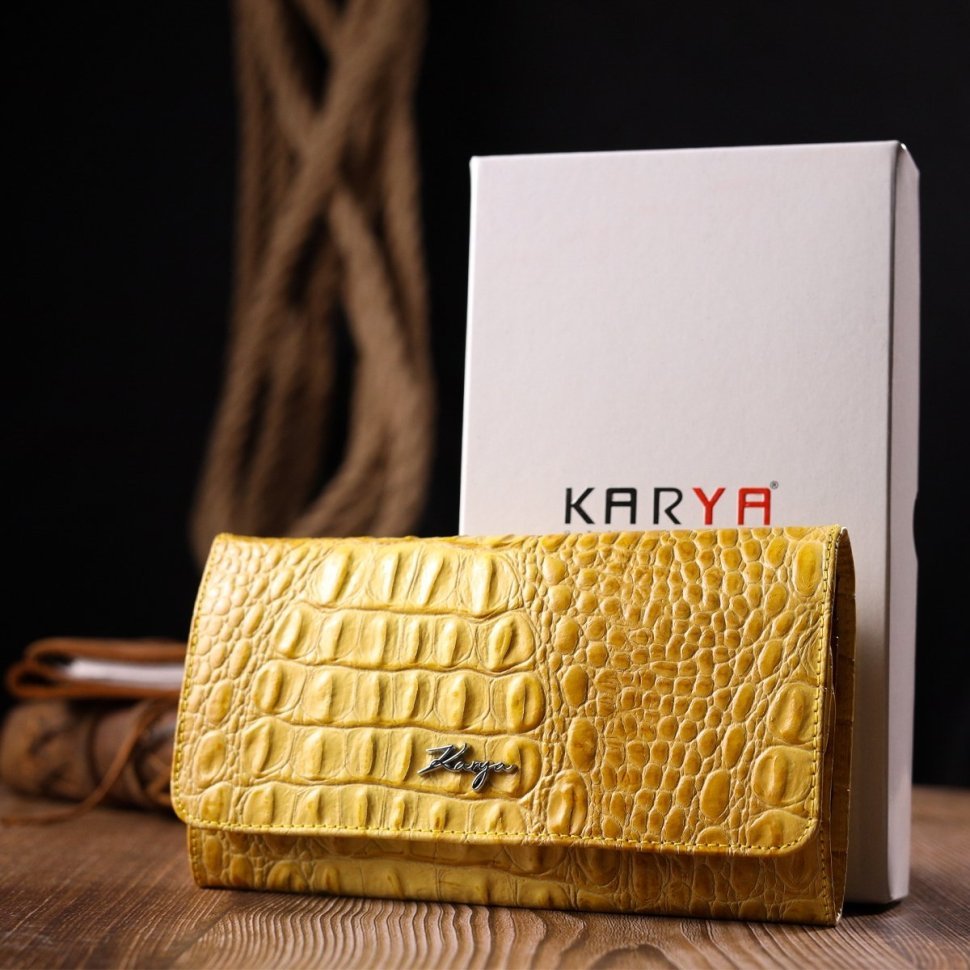 Жіночий жовтий гаманець із натуральної шкіри з тисненням під крокодила KARYA (2421145)