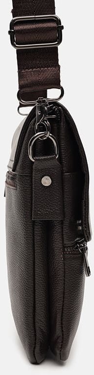 Коричнева чоловіча сумка на плече з натуральної шкіри з клапаном Borsa Leather (21316)