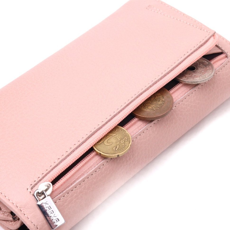 Красивий місткий жіночий гаманець пудрового кольору з натуральної шкіри KARYA (2421361)