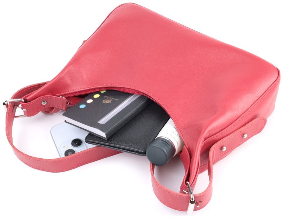 Женская стильная сумка-багет из гладкой натуральной кожи Shvigel 2422832 Красная modnotak фото №8