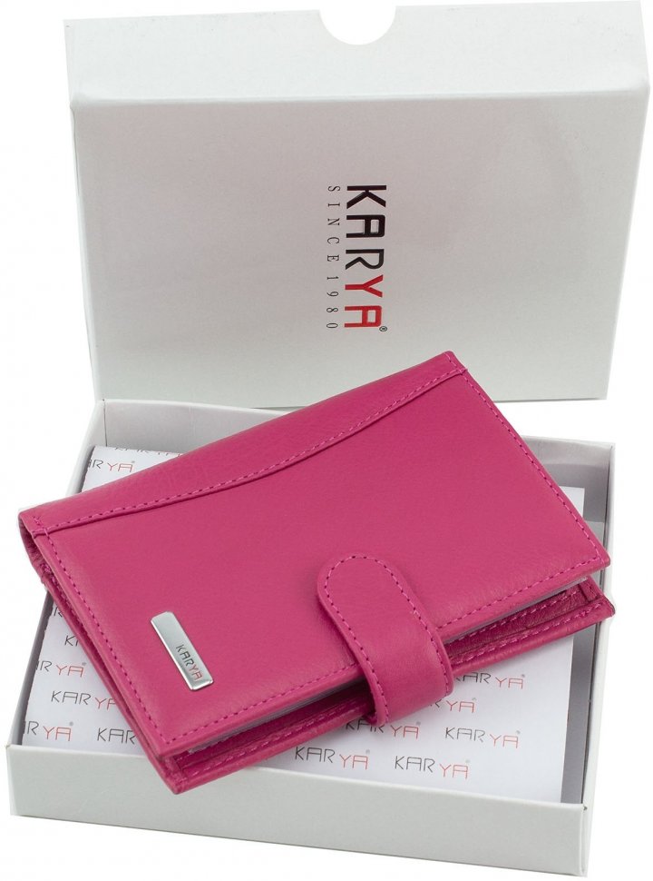 Яскрава рожева обкладинка для документів з натуральної шкіри з фіксацією на кнопку KARYA (440-040)
