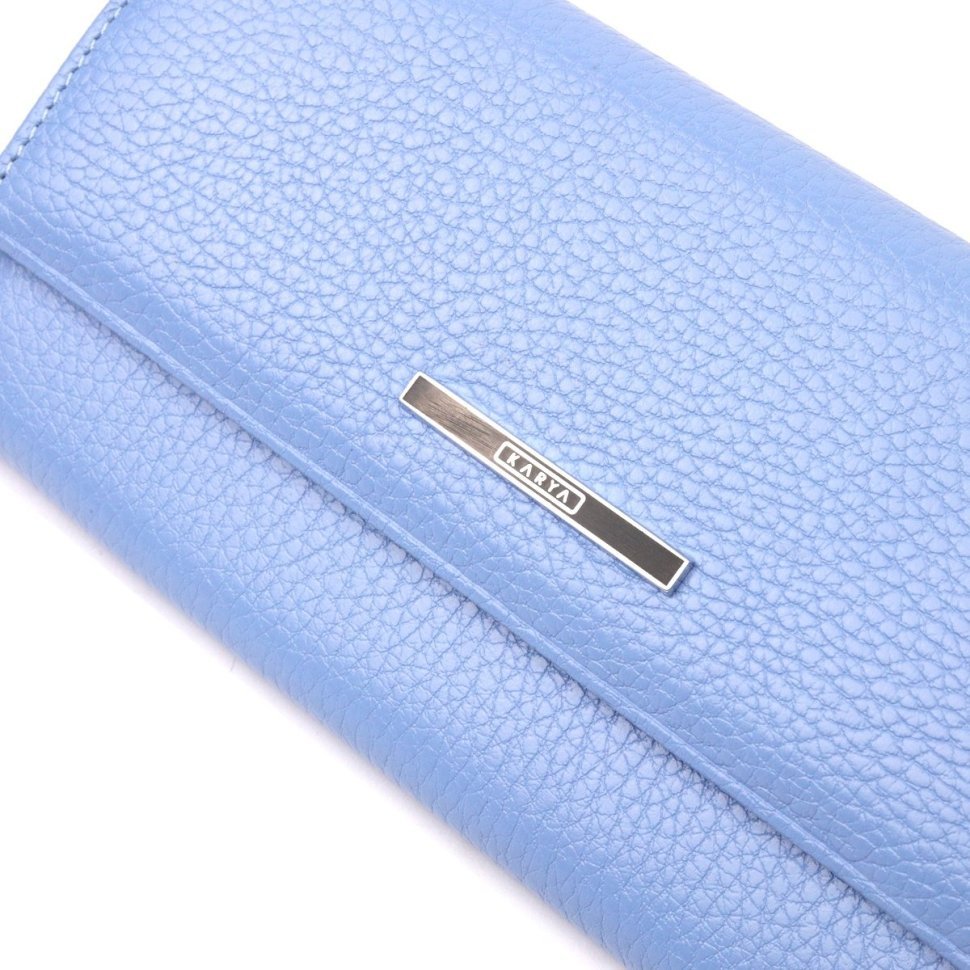 Вместительный женский кошелек голубого цвета из натуральной кожи KARYA (2421146)
