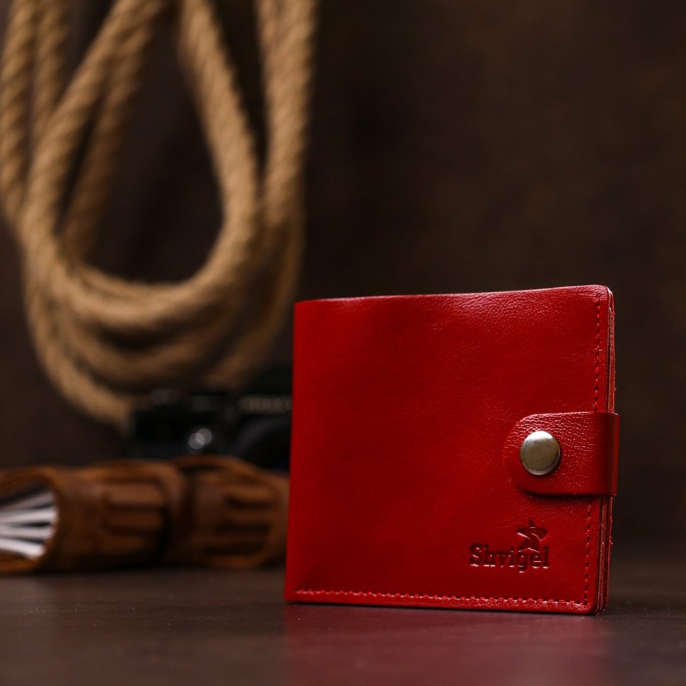 Компактний жіночий гаманець подвійного складання з натуральної шкіри червоного кольору Shvigel (2416461)